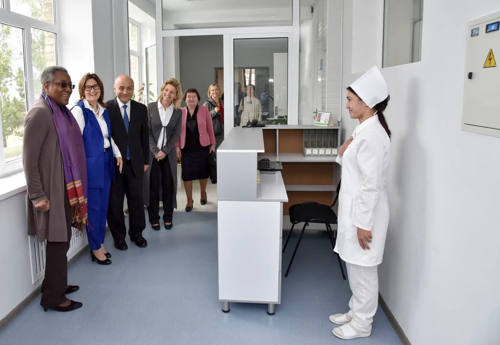 On April 11 at 11:00, representatives from the Ministry of Health, the Centers for Disease Control (CDC), the U.S. Embassy in Tashkent, along with other interna