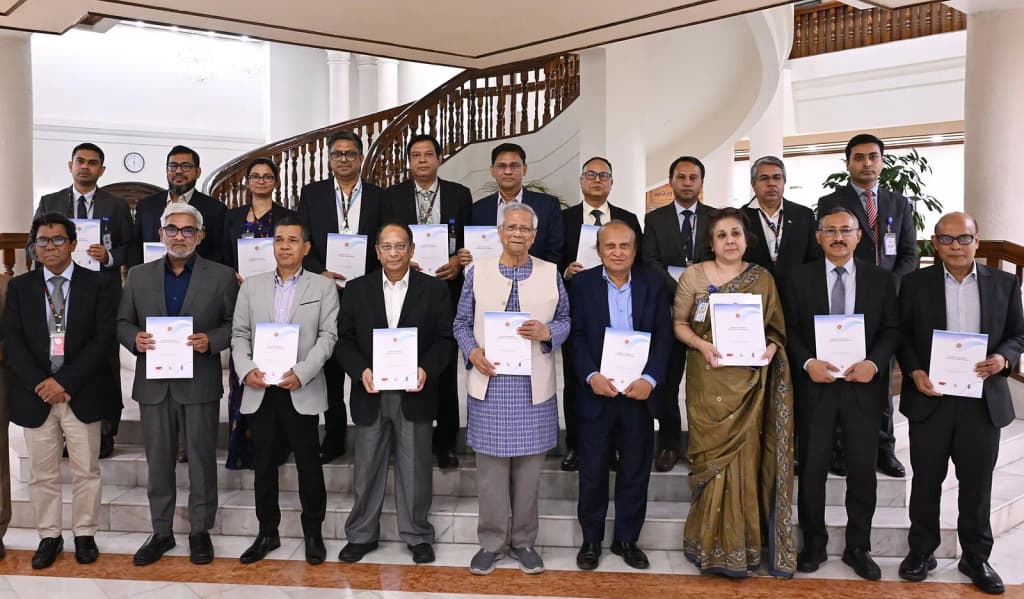The Governance Innovation Unit (GIU) participated in a photo session today, Thursday, February 5, 2026, with Chief Adviser Professor Muhammad Yunus at his offic