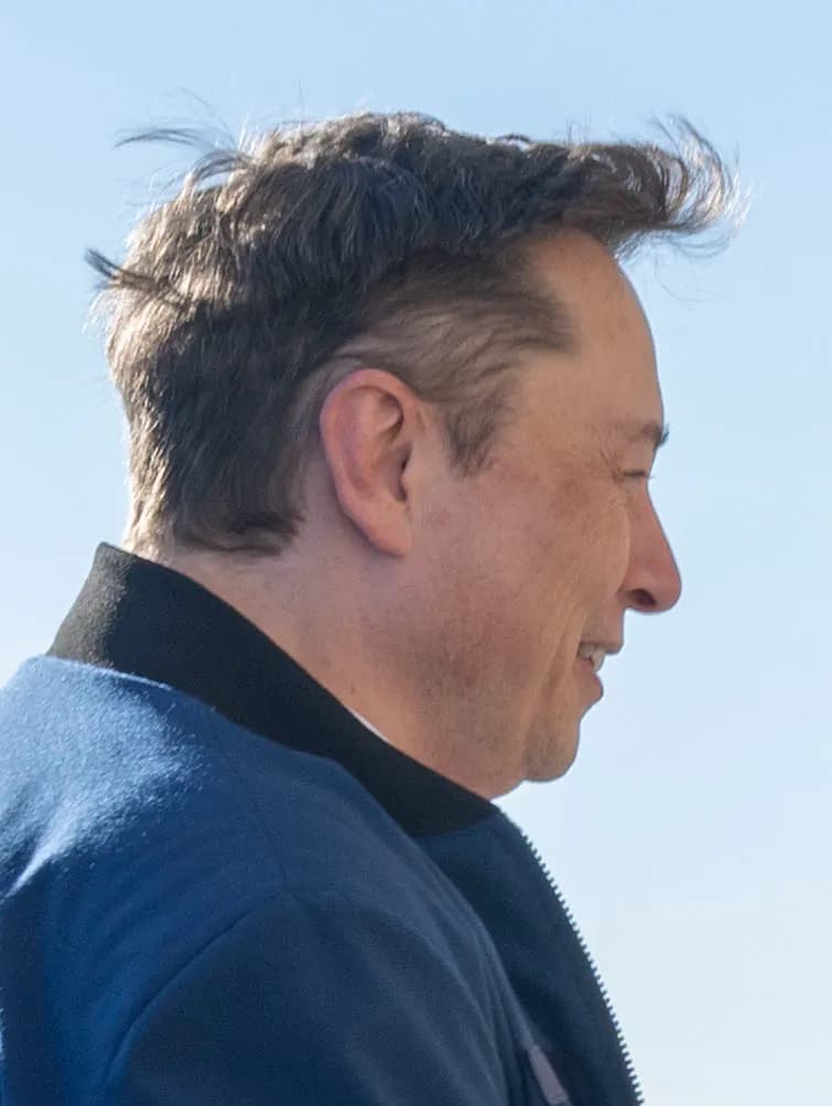 Elon Musk is greeted as a visitor at the Pentagon, Washington, D.C., March 21, 2025. (DOD photo by U.S. Air Force Senior Airman Madelyn Keech)