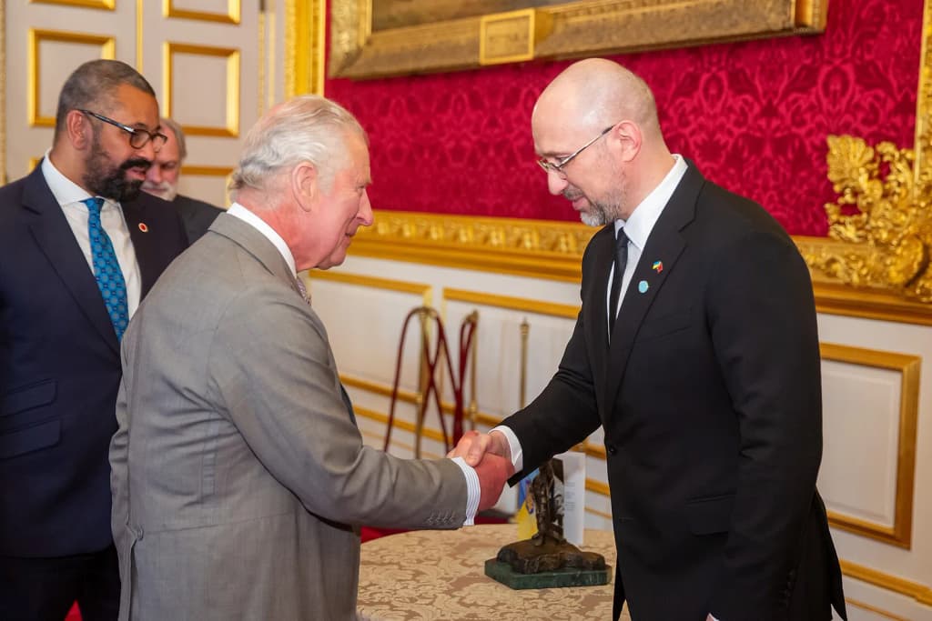 LONDON, UK. 20 June 2023. His Majesty The King with Prime Minister of Ukraine Denys Shmyhal at a reception at St James Palace on the eve of the Ukraine Recovery