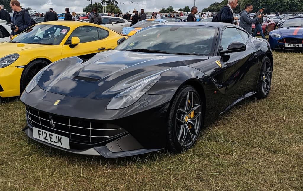 Ferrari F12