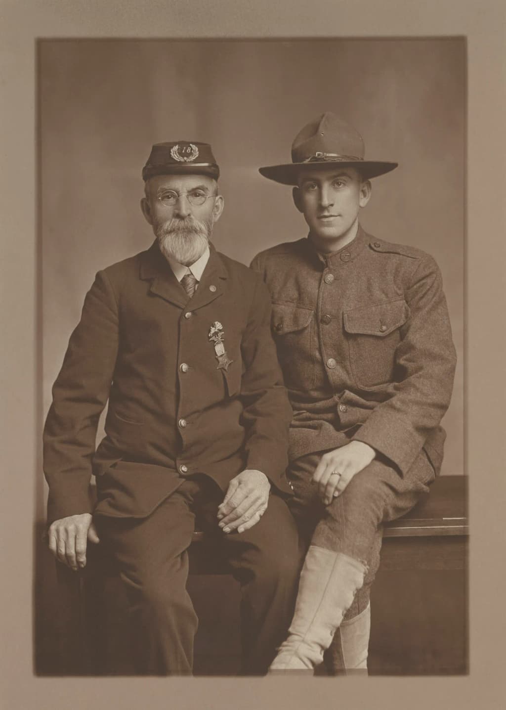 Title: Unidentified Civil War veteran and unidentified World War I soldier] / Schriever, Scranton, Pa Abstract/medium: 1 photograph : print ; sheet 18 x 13 cm,