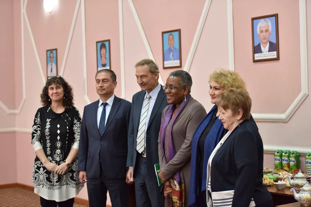 On April 11 at 11:00, representatives from the Ministry of Health, the Centers for Disease Control (CDC), the U.S. Embassy in Tashkent, along with other interna