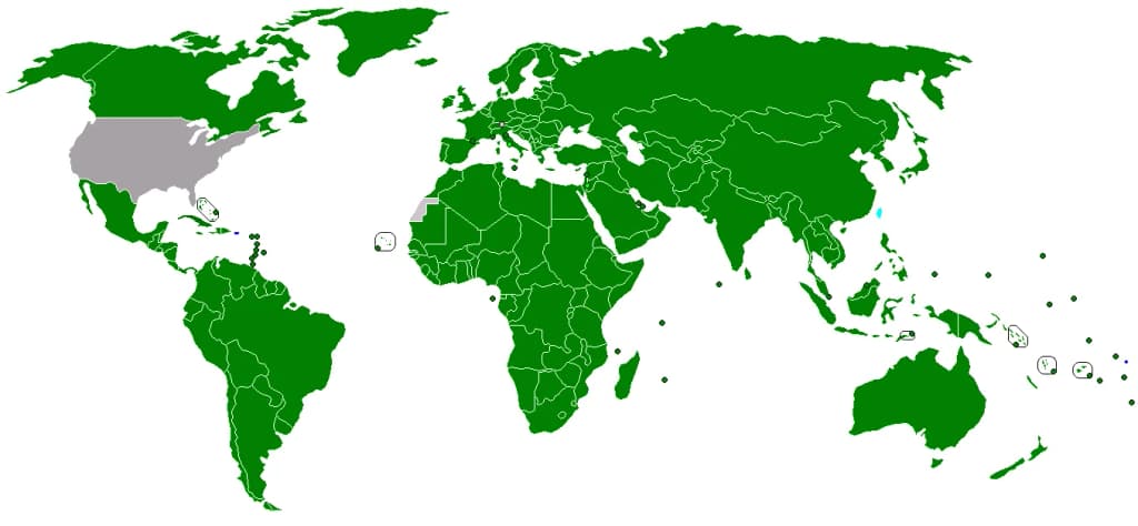 A global map of countries by World Health Organization membership status. WHO members - dark green; observers - light green; invited delegations - blue.