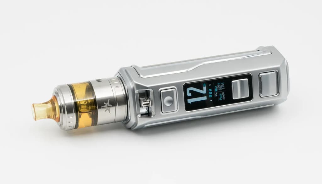Electronic cigarette: mod Argus XT and vaporizer Requiem RTA