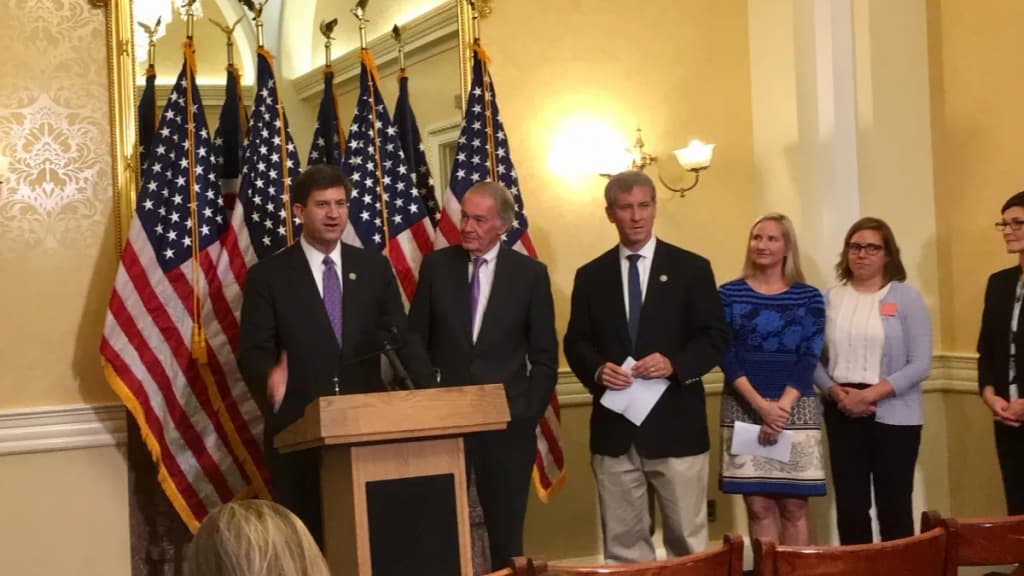 September 14, 2017 Press Release Bill would develop National Strategic Action Plan to prepare for and respond to health effects of climate change Today, Rep. Br