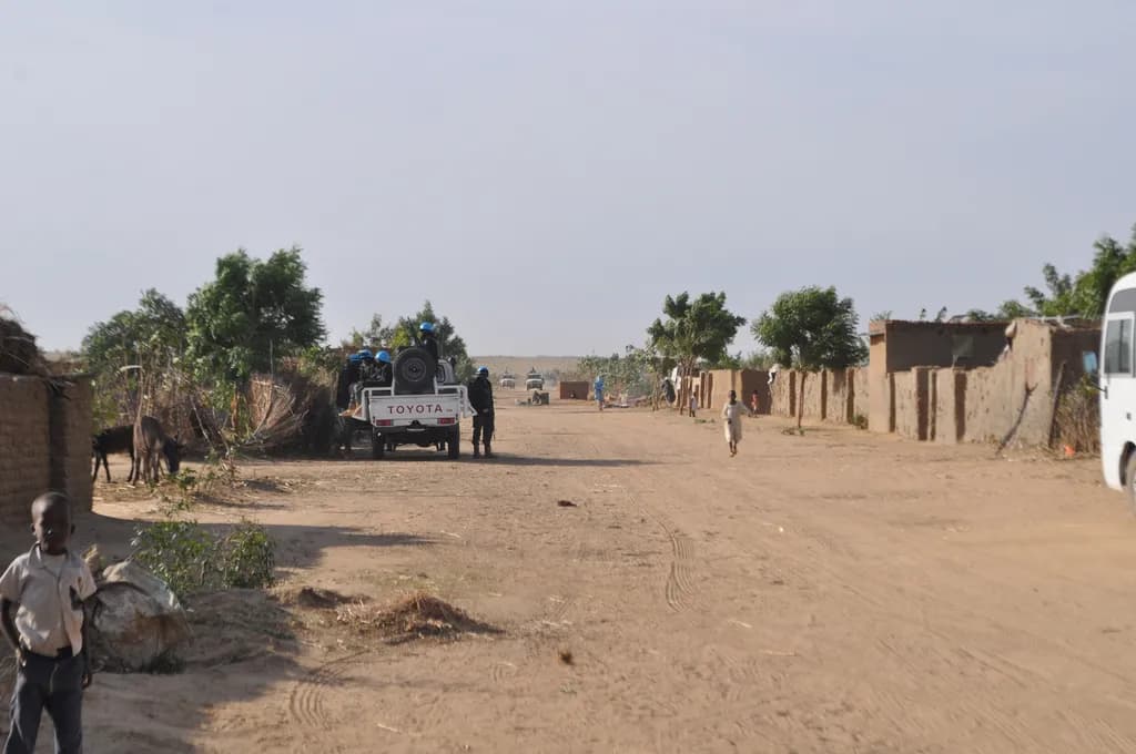 A path in an IDP camp in El Geneina, West Darfur.